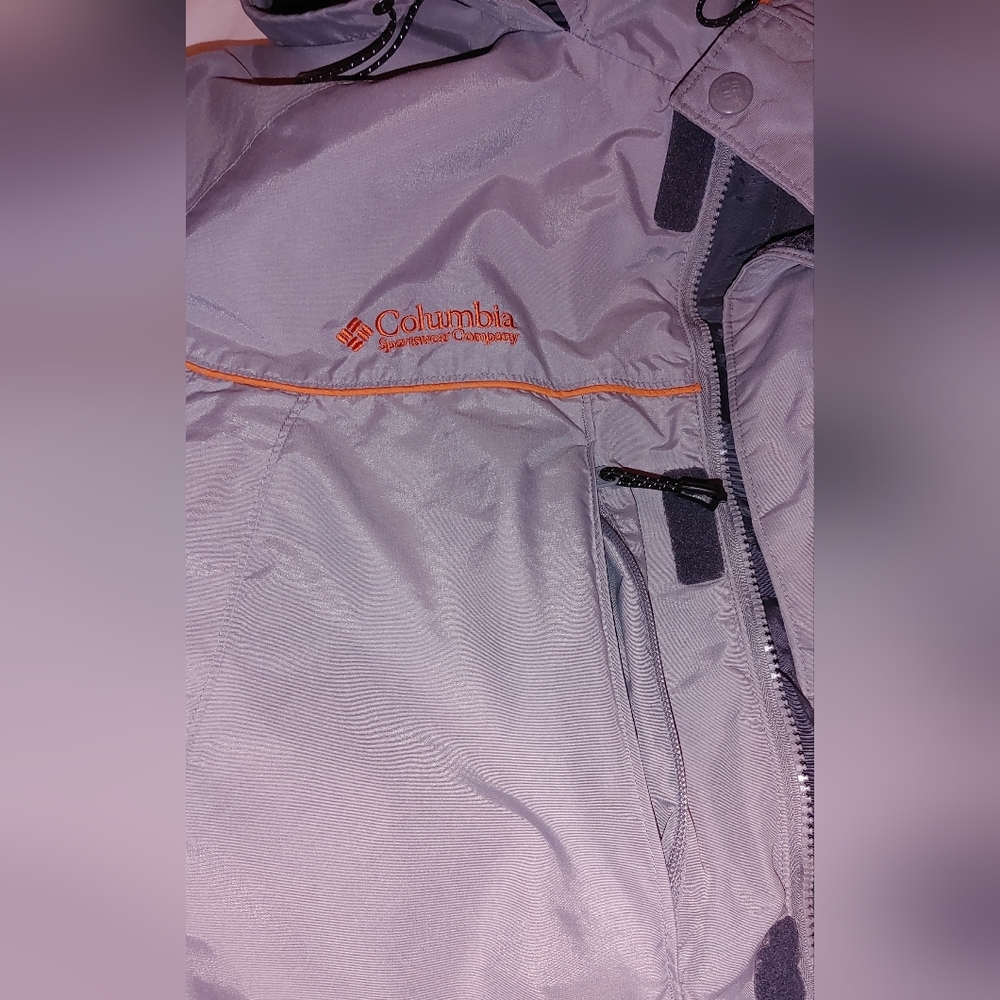 Men's Coat - Picture 8 of 10